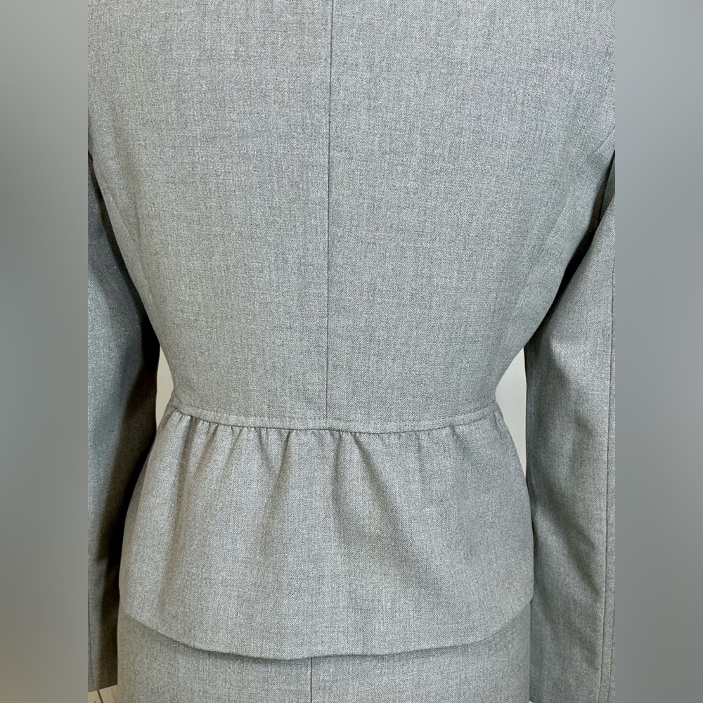 Le Suit Petite Gray Skirt Suit - Picture 5 of 7